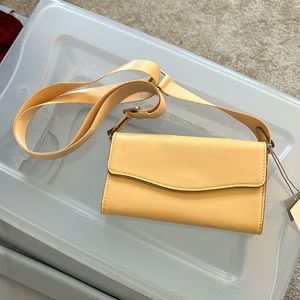 Detachable Crossbody strap